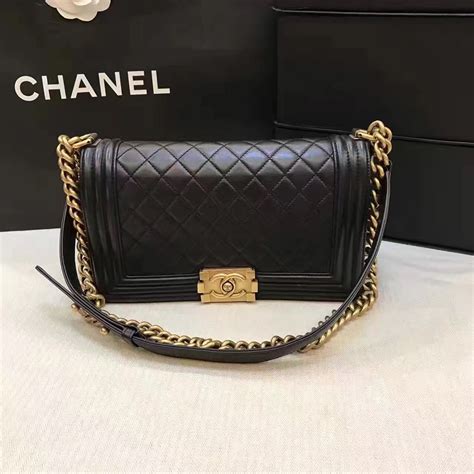 chanel le boy bag real